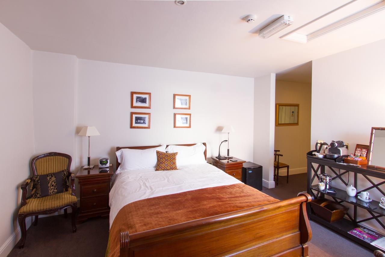 The Old Vine Hotel